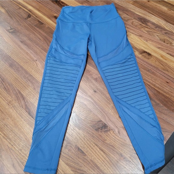 Aerie chill play move leggings Size Small. - Picture 1 of 8